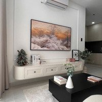 Cho Thuê Căn 1 Phòng Ngủfull Nội Thất Cao Cấp - Tặng 1 Năm Pql, Tầng Cao View Đẹp, Liên Hệ: 0938345154