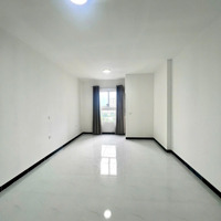 Ot 38M2, Rèm - Máy Lạnh Giá 9.5 Triệu/Tháng Sunrise City View - Quận 7 Hotline : 0906233195