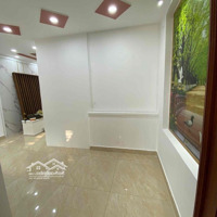 Khai Trương Căn Hộ 1 Phòng Ngủrộng 80M2 Full Nội Thất