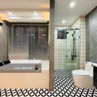 Siêu Vị Trí! Nhà Đẹp, Mới Ở Ngay Bàn Cờ - Quận 3.Diện Tích4.4 X 31M, Nở Hậu - 4 Tầng - Vuông Vức - 5 Pn