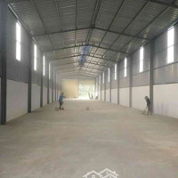 Cho Thuê Xưởng 700M2 Có 3Pha, Đường Xe Container