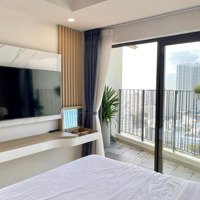 Cho Thuê Căn Hộ Gold Coast / 2 Phòng Ngủ / Căn Góc