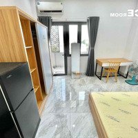 Trống Sẵn Căn Hộ Studio Tách Bếp Ban Công Ngay Mặt Tiền Đường Lớn