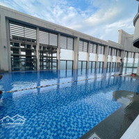 Da Nang Luxurious Apartment For Rent - Beach Front Altara Apartment F