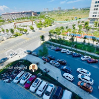 Fpt Plaza 2 Phòng Ngủhướng Đông View Quảng Trường - Tầng Trung, Giá Bán 2.25 Tỷ. Sẵn Sổ Đỏ Công Chứng