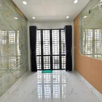 Nhà đẹp, đường rộng 7m . Huỳnh Thị Hai - Tân Chánh Hiệp - Quận 12, DT: 59m2/2tỷ6 ,1trệt  2 lầu - SHR