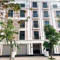 Em xin cập nhật thêm giỏ hàng cho thuê tại khu vực vinhomes grand park