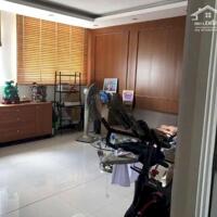 Bán căn Penthouse Chung Cư Cộng Hòa Plaza, 155m2 , 3PN ,3WC , Có Nội Thất , Có Sổ ,Giá : 8 Tỷ 5 , Liên Hệ : 0395737538