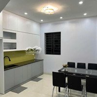 Nhà Phố, Hà Đông - Kinh Doanh - Ô Tô Vào Nhà - Dân Xây - 40M2