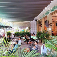 Sang Quán Cafe Căn Góc 2 Mặt Tiền Siêu Đẹp Khu Sầm Uất Quận 10