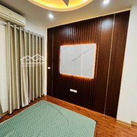 Nhà Đẹp Tặng Full Nội Thất Về Ở Ngay ,Dt Trên 30 M Nhà 5 Tầng ,Giá Nhỉnh 6 Tỷ Có Tl