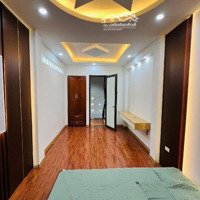 Nhà Đẹp Tặng Full Nội Thất Về Ở Ngay ,Dt Trên 30 M Nhà 5 Tầng ,Giá Nhỉnh 6 Tỷ Có Tl