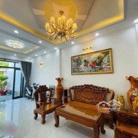 Thủ Đức , Linh Tây , Mặt Tiền , 106M2 , 3 Tầng , Lh ***