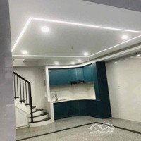 Nhà [4,5X 8,5]1 Lửng 2 Lầu 3 Phòng Ngủ3Wcmặt Tiềnđường Lê Sát