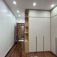 Bán Nhà Phùng Chí Kiên _ 50M2X6Tầng_ 15Tỷ - Phân Lô Quân Đội ,Có Gara Oto, Thang Máy