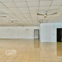 Cho Thuê Xưởng Trên Lầu 1 Diện Tích Rộng Rãi: 17X17 = 289M²