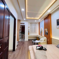 V.i.p Đường Hoa(105M2) -Hẽm Xe Hơi6M Hoa Lan - P2 - Phú Nhuận. Ngang Lớn(5,6X20M) 2T + 4 Phòng Ngủ Đpxd: H + 5T