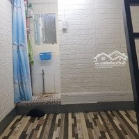 Phòng 16M2, Có Gác, Wc Riêng, Điều Hòa, Gần Chợ Bà Chiểu, Tự Do