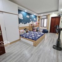 Vĩnh Hưng ,40M2 , 5 Tầng , Ô Tô Đỗ Cửa , Tặng Full Nội Thất