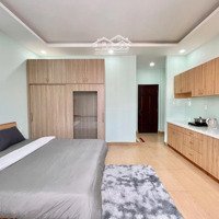 Cho Thuê Căn Hộ Full Nội Thất - Phú Nhuận Giáp Quận 1, Bếp Siêu Dài Tại Phan Đình Phùng 0904730244