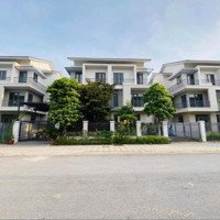 Chính Chủ Bán Căn Villas 180M2 Hướng Nam Tại Centa Riverside