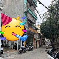 62 M2 , 3 Tầng , Full Nội Thất , Ôtô Vào Nhà , Kd Các Thể Loại