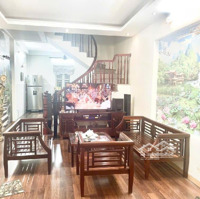 Phố Trung Kính 45M2, 13.5 Tỷ Đẳng Cấp, Kinh Doanh, Gara, Vỉa Hè Rộng