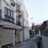 Cho Thuê Nhà Riêng, Mặt Đường Thông