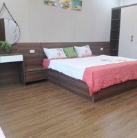 Bán Nhà Phố Hào Nam Quận Đống Đa 40M2, 5 Tầng, Thang Máy, Lô Góc, Giá Bán 8,1 Tỷ