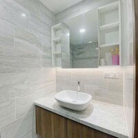 Căn hộ cao cấp Kingdom 101, 2PN-2WC, 6.5ty