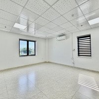 Văn Phòng 30 M2 Cực Thoáng Chỉ 6 Triệu/Tháng Đường Xvnt. Lh: Office Danang 0935 999 438