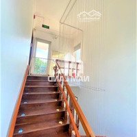 (Bt196) Cho Thuê Villa Tại P.thảo Điền Q2.Giá Thuê:188 Triệu/Tháng( Đã Bao Gồm Thuế)