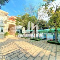 (Bt196) Cho Thuê Villa Tại P.thảo Điền Q2.Giá Thuê:188 Triệu/Tháng( Đã Bao Gồm Thuế)