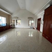 Cho Thuê Căn Hộ Penthouse "Tôn Thất Thuyết" - 97M2 2Pn2Wc