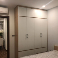 Chính Chủ Cần Cho Thuê Căn Hộ Cực Rộng 130M, 3 Phòng Ngủ 2 Vệ Sinh Full Đồ, View Hồ, Toà N01T8, 16 Triệu, 0393755362