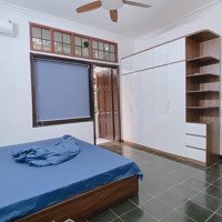 Bán Nhà Hào Nam: Nhà Đẹp Long Lanh, Ngõ Thông, Gần Phố: 70M2, 4T, Mặt Tiền 5,3M; Chỉ 12,2 Tỷ