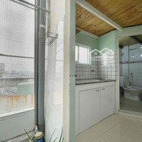 Duplex 20M2 Nội Thất Cơ Bản Nhà Thang Máy Hầm Xe Bảo Vệ 24/7 Etown Ch