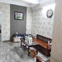 Căn Hộ 2 Phòng Ngủchung Cư 102 Thái Thịnh, 68M2, Vào Ngay, Giá 10.5 Triệu/Tháng