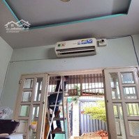 Nhà Cho Thuê Nc 1 Triệuệt 1Lầu 2Phòng 2 Vệ Sinh3 M.lạnh Điện Nước Chính Mới Đẹp