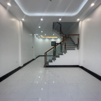 Nhà Mộc Hoàn Gần Song Phương, 40M2 3.5T, Vị Trí Đẹp Oto Đỗ Gần, Cách Đl Thăng Long 700M. Giá Bán 3.2 Tỷ