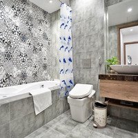 Bán Gấp Chcc Cao Cấp Platinum Residences - Số 6 Nguyễn Công Hoan, 107M2, 2 Phòng Ngủ Giá Tốt 0975864664