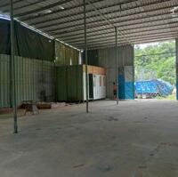 Cho thuê 400m2 xưởng xa dân Tân Bình, Dĩ An, Bình Dương giá 15 triệu giảm còn 10 triệu/ tháng