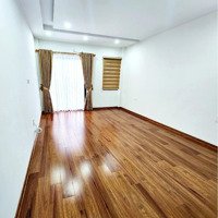 Bán Nhà Bát Khối, 32M2 X 5 Tầng, Ngõ 2.5M, Gần Ô Tô Tránh, Trường Học Chỉ 4.7 Tỷ, 0967182629