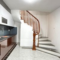 Hàng Độc Tại Phố Thái Thịnh, 7 Tỷ, 42M2, 4 Phòng Ngủ 5 Vệ Sinh Đầy Đủ Nội Thất