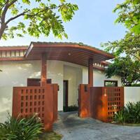 BÁN BIỆT THỰ BIỂN 2PN MOVENPICK RESORT CAM RANH 18TY - DÒNG TIỀN SINH LỜI 8,4%/ NĂM LH 0917 678 685