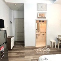 Trống Sẵn Studio Cửa Sổ Lớn Full Nội Thất