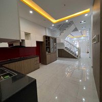 Chính Chủ Bán Nhà Minh Phụng P6 Q6.Diện Tích69,2M2 Giá Bán 2Tỷ950 Sát Nút Giao 3/2. Đang Cho Thuê 22 Triệu/Tháng