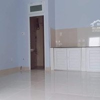 Gấp, Phòng Trọ Đẹp Tại Phường Cát Lái, 4 Triệu, 40M2, 1 Phòng Ngủ 1Pt