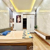 Nhà Đẹp, Phùng Hưng - Hà Đông, 33M*5T Giá Bán 5.2 Tỷ, Gần Oto, Cho Thuê Ở, Kinh Doanh