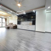 Bán Căn Hộ Chung Cư Việt Hưng Long Biên Diện Tích: 130M2 Giá Bán 5 Tỷ 66 Lô Góc View Đẹp Nội Thất Xịn Sò Ở Sướng